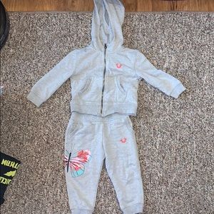 Girls true religion outfit